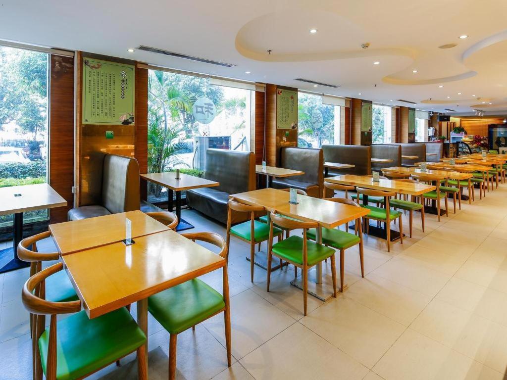 Poly Hotel, Quảng Châu Ngoại thất bức ảnh